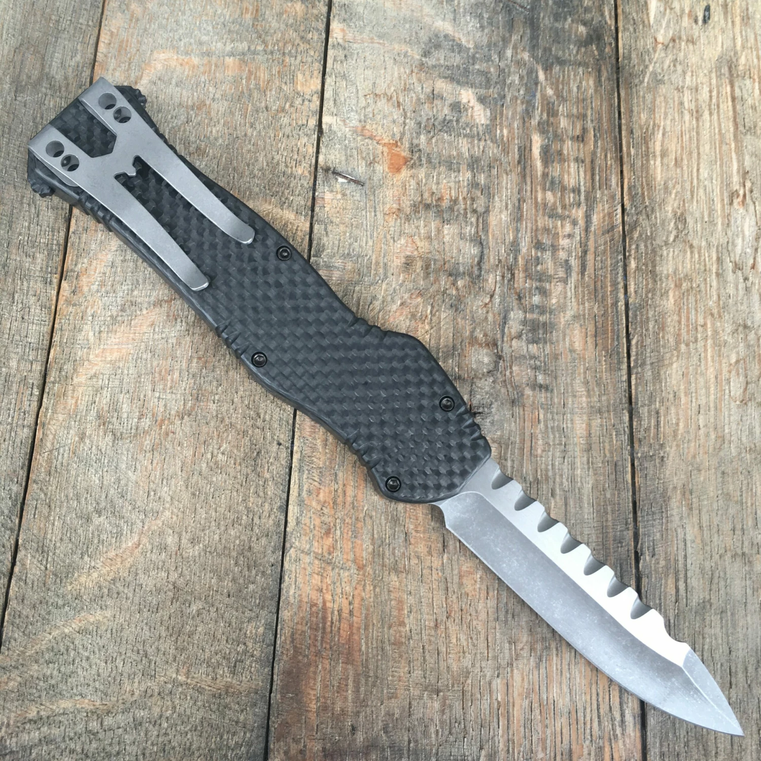 Heretic Knives Hydra Carbon Fiber (Green Ano Button) 4 Heretic Knives Hydra Carbon Fiber (Green Ano Button) - Image 2